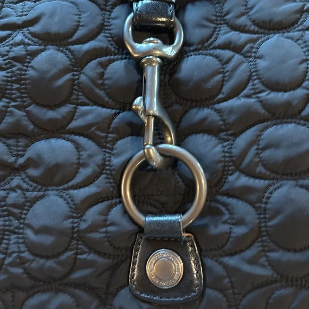 Coach Black Quilted Shoulder Bag with Fur Accent - Picture 5 of 8